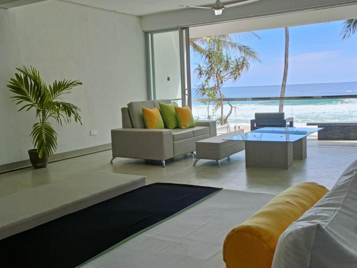 Josan Villa With A Glorious Beach And Sea View Habaraduwa Central Kültér fotó